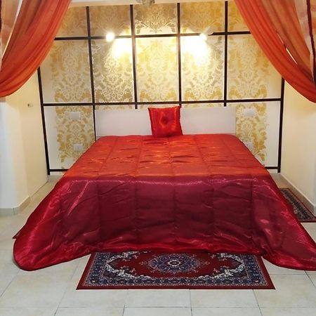 Casa Vacanza La Maison De Losyram Art Σαλέρνο Εξωτερικό φωτογραφία