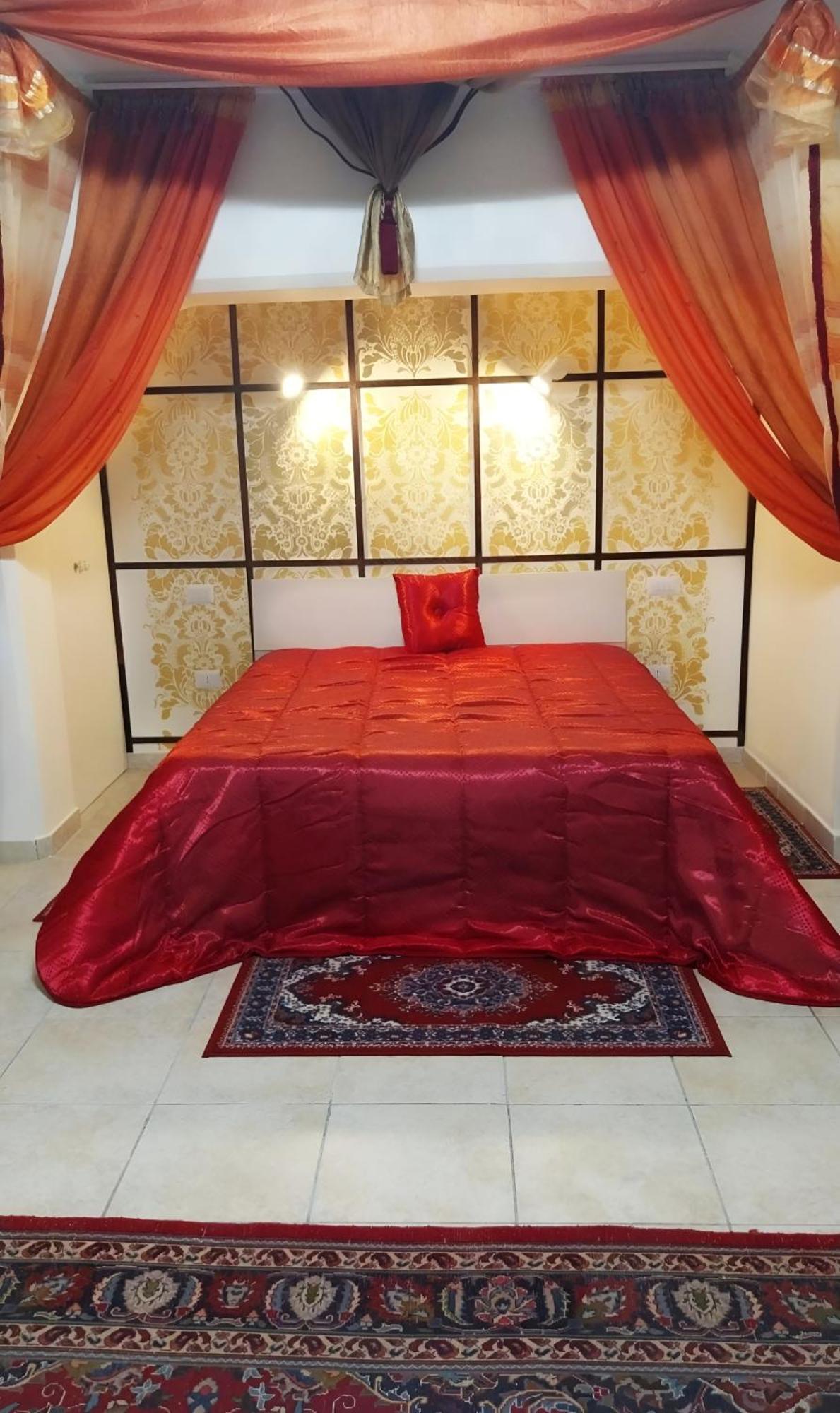 Casa Vacanza La Maison De Losyram Art Σαλέρνο Εξωτερικό φωτογραφία