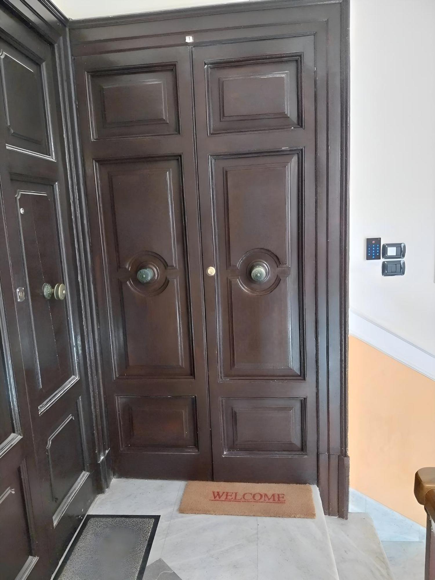 Casa Vacanza La Maison De Losyram Art Σαλέρνο Εξωτερικό φωτογραφία